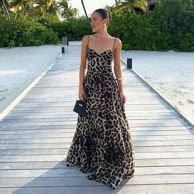 Sexy leopard print camisole dress - Image 3